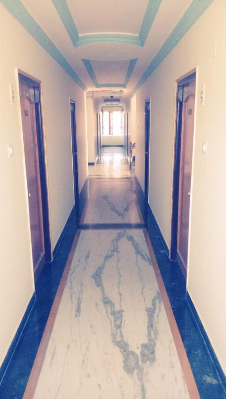 Hotel Rajkamal International Udaipur Exterior foto
